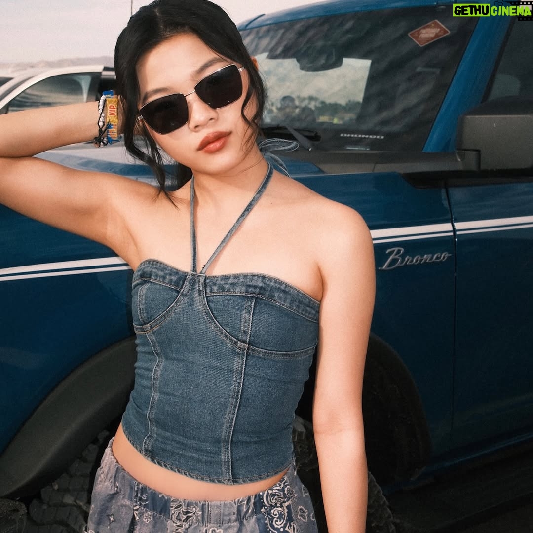 Miya Cech - 11.9K Likes - bb girl’s first coachella! w/ my fav photographer 📷😉🎡🎶