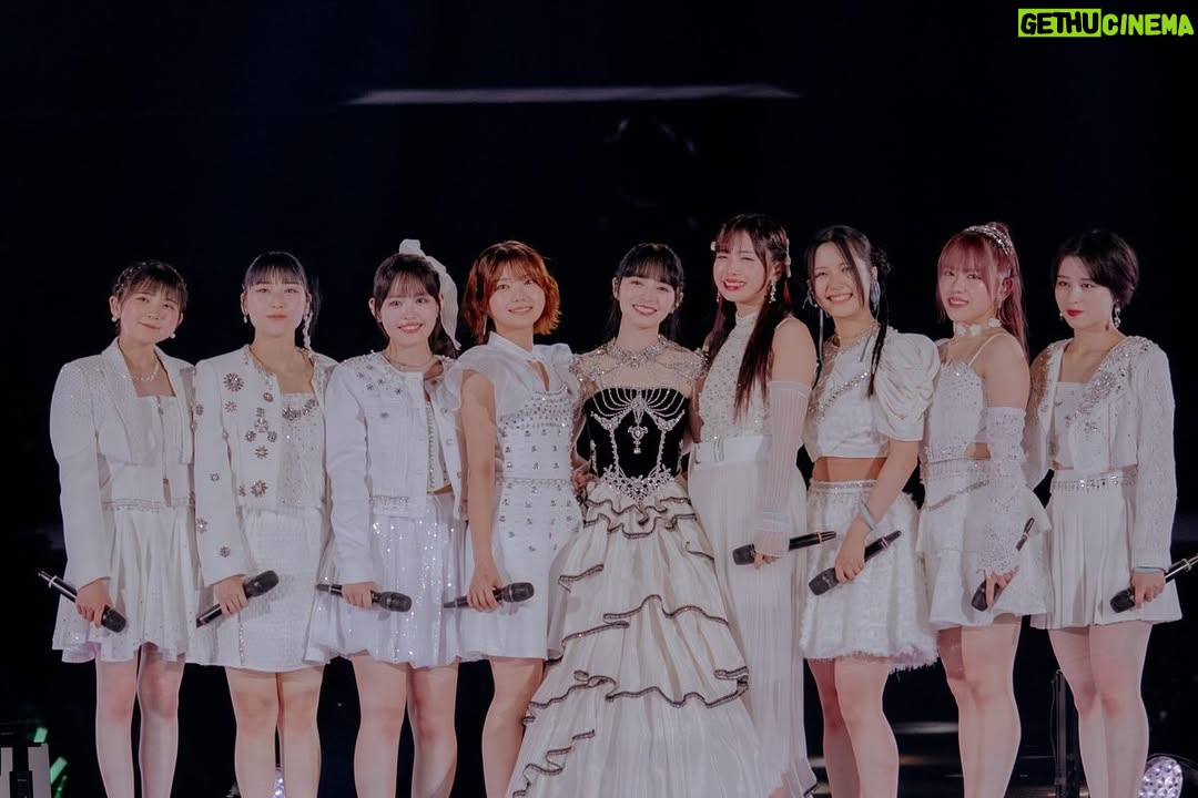 Moe Kamikokuryo - 39.3K Likes - ⁡
⁡
2025年6月18日。
アンジュルムを卒業しました🌸
約9年半ずーっとアンジュルムが大好きでした！
⁡
これからもアンジュのお先はまっキラだ〜✨️
⁡
アンジュ大大大好き💖
⁡
⁡
⁡
⁡
#アンジュルム
#ANGERME
#アンジュルム_桜梅桃李 
#アンジュルムのお先はまっキラ

@angerme_official