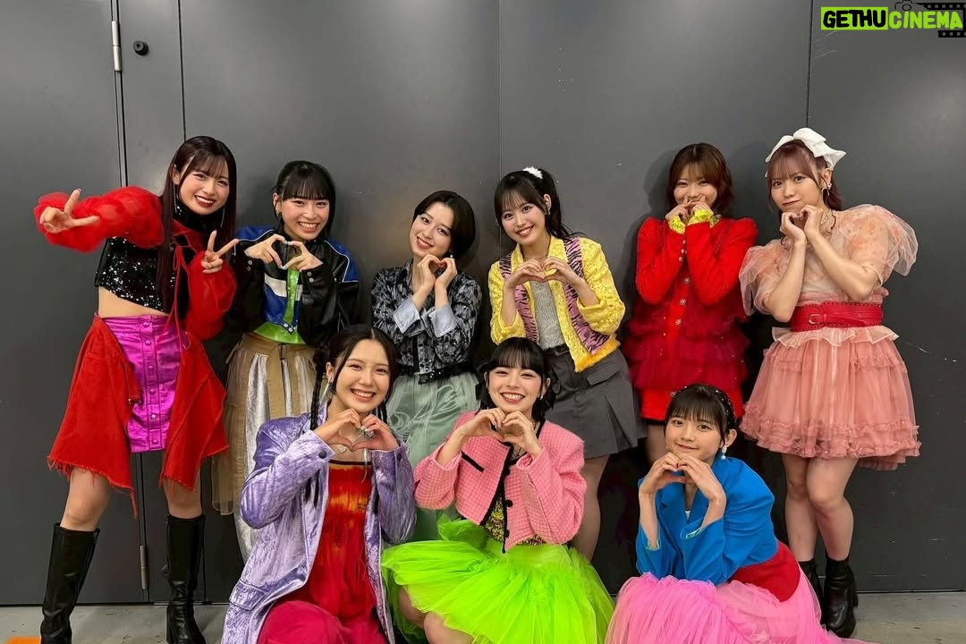 Moe Kamikokuryo - 39.3K Likes - ⁡
⁡
2025年6月18日。
アンジュルムを卒業しました🌸
約9年半ずーっとアンジュルムが大好きでした！
⁡
これからもアンジュのお先はまっキラだ〜✨️
⁡
アンジュ大大大好き💖
⁡
⁡
⁡
⁡
#アンジュルム
#ANGERME
#アンジュルム_桜梅桃李 
#アンジュルムのお先はまっキラ

@angerme_official