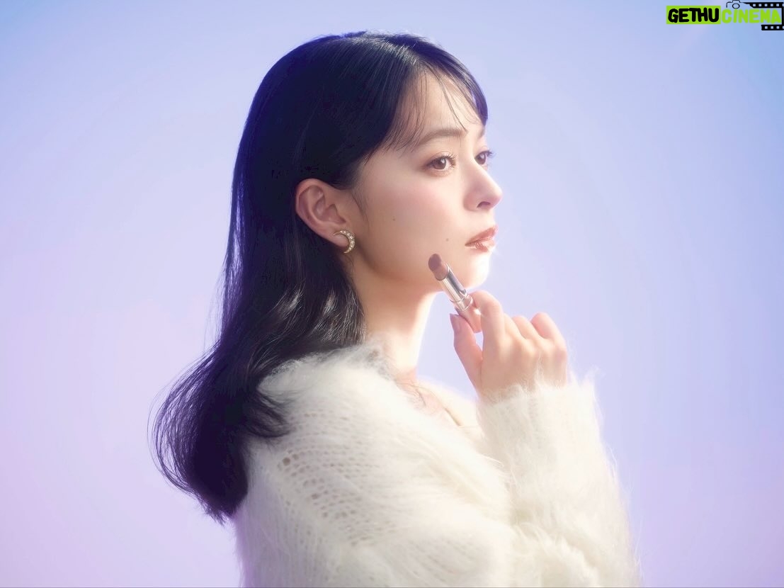 Moe Kamikokuryo - 18.2K Likes - ⁡
⁡
OPERA💄✨️
⁡
⁡
これまで務めさせていただいたOPERAさんの
イメージモデルは今回が最後になります。
⁡
これまで手に取ってくださった皆様に感謝！
そして、あたたかい撮影チームの皆様にも感謝でいっぱいです！
⁡
最後までたくさんの方に届きますように🌙💖
⁡
⁡
#OPERA