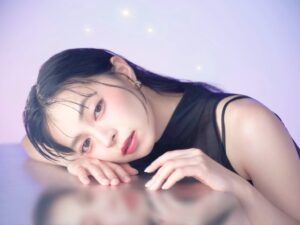 Moe Kamikokuryo Instagram - ⁡
⁡
OPERA💄✨️
⁡
⁡
これまで務めさせていただいたOPERAさんの
イメージモデルは今回が最後になります。
⁡
これまで手に取ってくださった皆様に感謝！
そして、あたたかい撮影チームの皆様にも感謝でいっぱいです！
⁡
最後までたくさんの方に届きますように🌙💖
⁡
⁡
#OPERA