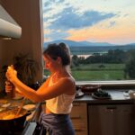 Molly Gordon