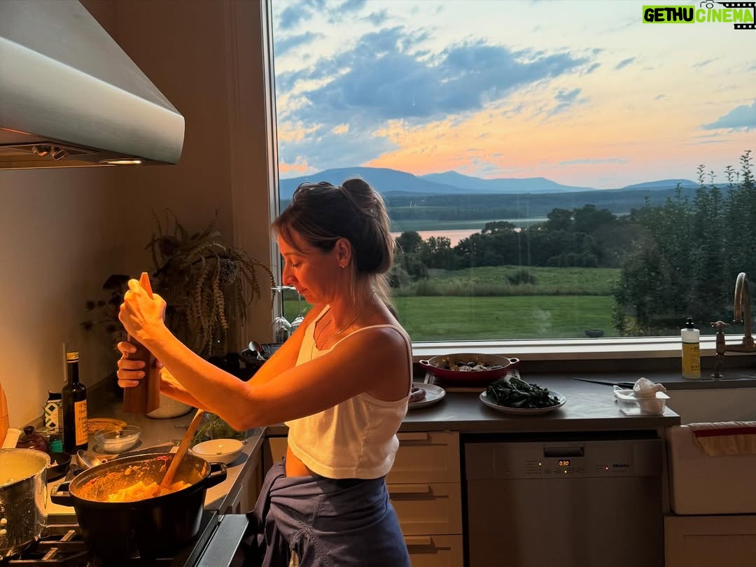 Molly Gordon - 41.5K Likes - summer is over