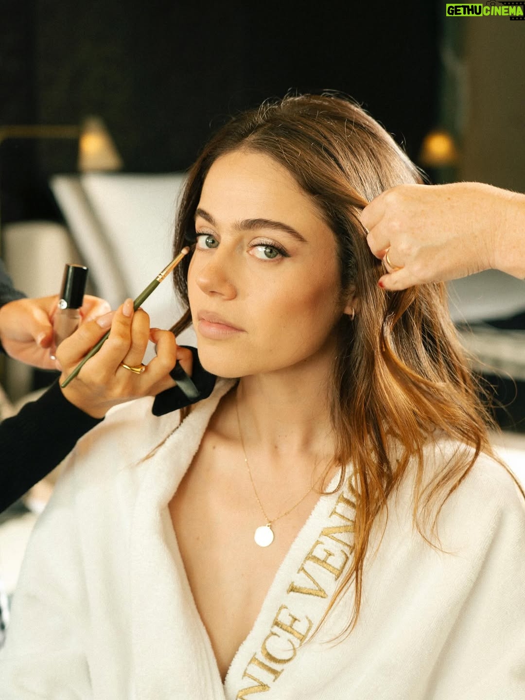 Molly Gordon - 41.6K Likes - Thank you for having me @armanibeauty #armanibeautypartner and #Venezia82