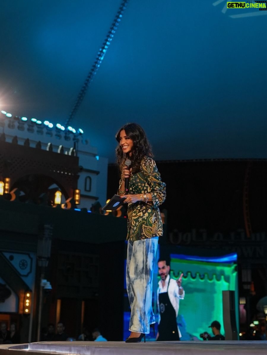Mona Mosly - 3.2K Likes - من قلب المدينة المصنوعه بكل حب @sixflagsqc  ماقدر أبدا غير من القلب  Honestly, being here feels personal 

This place  reflects all of us.

Who doesn’t have a life that feels like a theme park?

Full of ups, downs, and so much thrill.

But tonight is different — 

tonight play has a new home 
 A home of vision
a home of passion 
a home of making big dreams come true