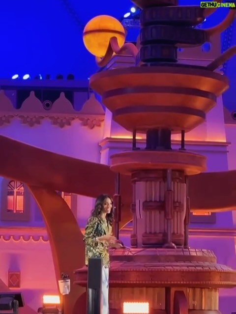 Mona Mosly - 3.2K Likes - من قلب المدينة المصنوعه بكل حب @sixflagsqc  ماقدر أبدا غير من القلب  Honestly, being here feels personal 

This place  reflects all of us.

Who doesn’t have a life that feels like a theme park?

Full of ups, downs, and so much thrill.

But tonight is different — 

tonight play has a new home 
 A home of vision
a home of passion 
a home of making big dreams come true