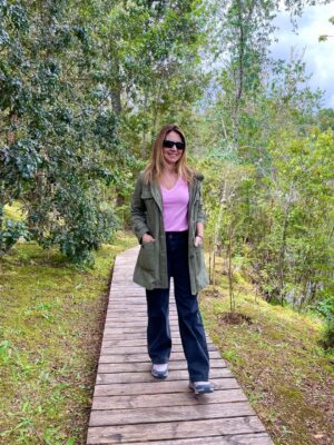 Mónica Godoy Instagram - Un poco más de esta preciosura al lado del Río Maullín 🙏🎥💚🌷✨🌿