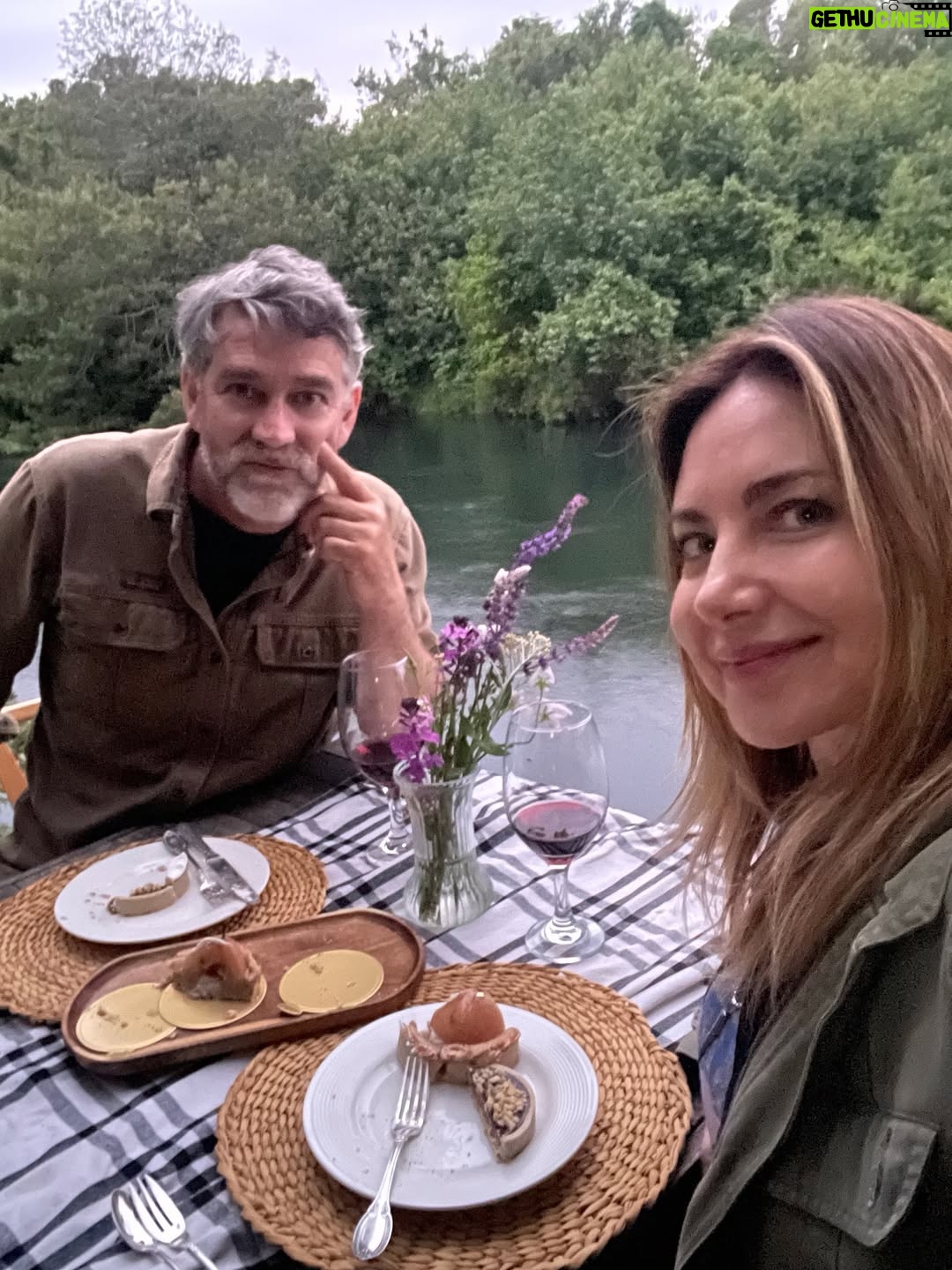 Mónica Godoy - 59K Likes - Flores, invernadero, campo chileno 🎥🌷🌿✨🐴 
Gonzalo Guerra, Scarlet Jara… Pía Montero…, les suena? 🤭

@felipebraun1 
@hacedordehambre