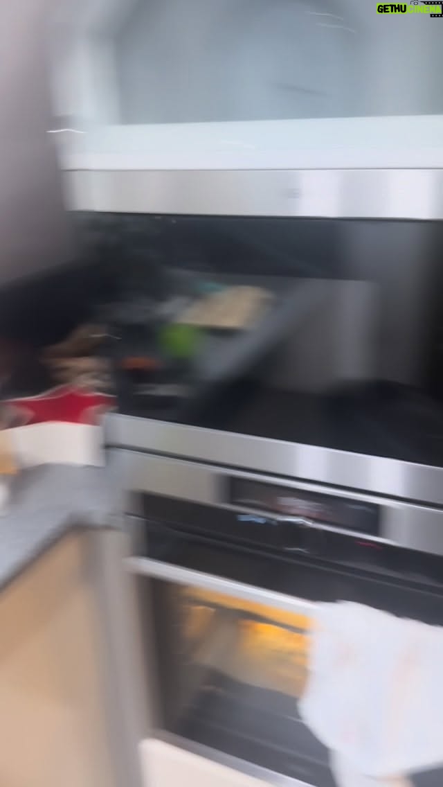 Monika Absolonová - 12.4K Likes - Dekuju @rkubik.r za krasny text!!! Bimbam! Krasne Vanoce! P.S. nejde ztlumit hlasitost!