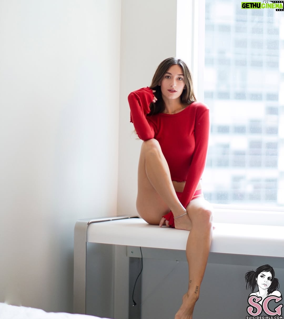 Moon Suicide - 4.1K Likes - ♥️ @yourmoonbaby 📸 @bymilloux is red hot in, “Chaleur Rouge”! #altmodel #brunette #girlnextdoor
