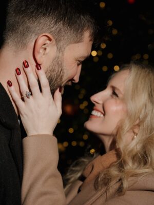 Morgan Huelsman Instagram - it’s beginning to look a lot like forever!!! ✨💍 

12.23.25

📸: @stacibrucksphoto