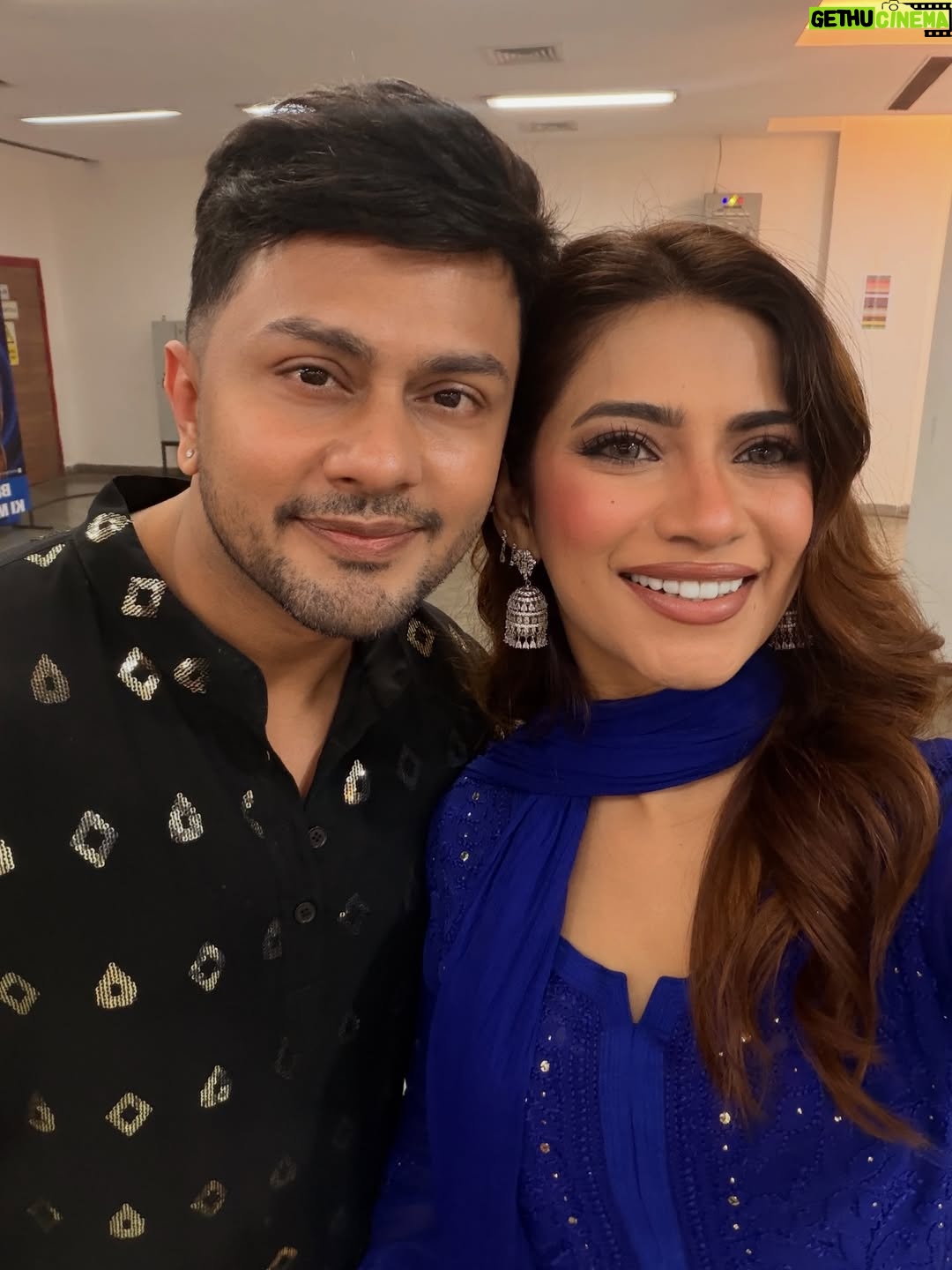 Nagma Mirajkar - 231.7K Likes - about last night ! 💙✨

wearing @labelaishwaryrika