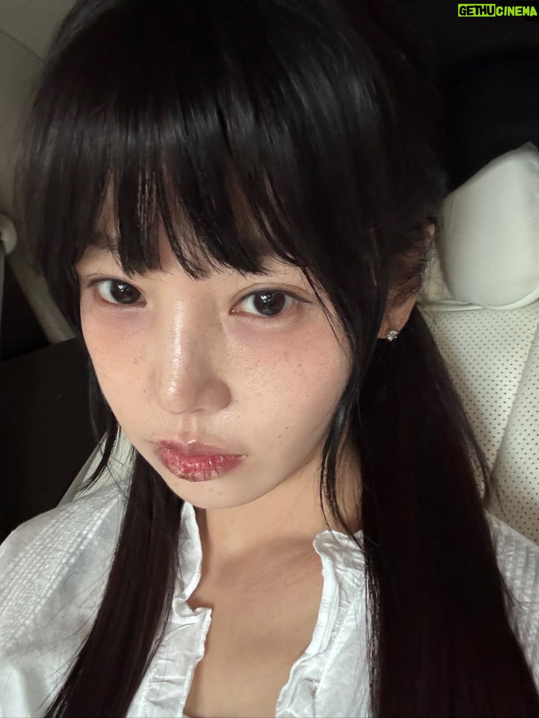 Nam Gyu-ri - 8K Likes - 요즘 귤🎬💃⭐️

오랜만이죠😊
3단변신📚
자세한내용은 귤멍에서🍊🍀👀

드라마 “인간시장“촬영중.