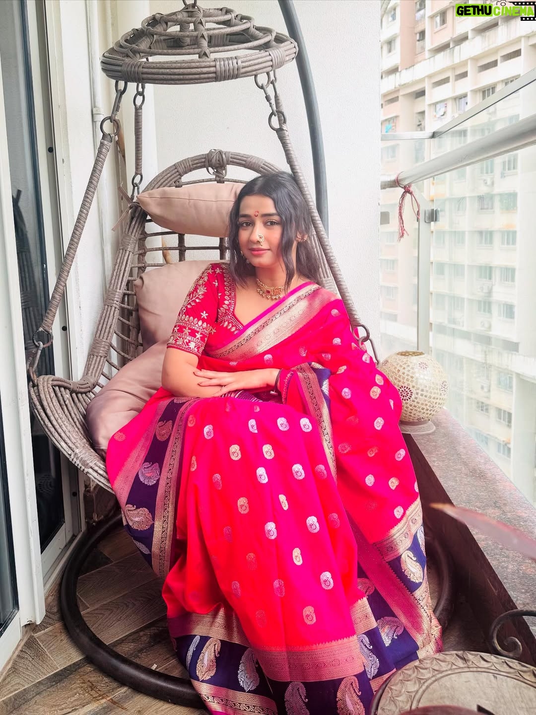 Nancy Roy - 27.4K Likes - गणेश चतुर्थी की शुभकामनाएं ♥️
Thnq so much @tomarsimran21 & @mukeshchoudharyofficiall for the amazing pictures 🌸
@itisurmila the best host ♥️