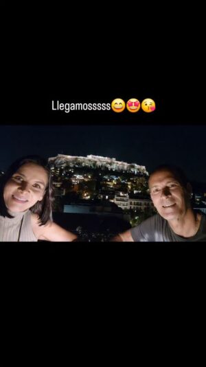 Natalia Ramírez Instagram - Por fin por aquí.  Les estaré contando.  Besos. Feliz  tarde.