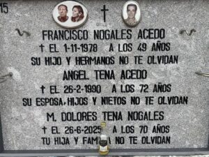Natalia Tena Instagram - Adiós Mama.
Te dejamos con Abuelo con amor y cachaça.
Fuimos al pueblo para recoger tus memorias, pisar y oler la Sierra Extremeña, beber y bailar en la fiestas en tu honor. Siempre estarás con nosotros @chematena @ramonatenanogales @ma_tena