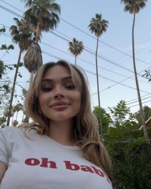 Natalie Alyn Lind Instagram - lots of life loading…