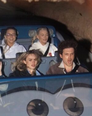Natalie Alyn Lind Instagram - lots of life loading…