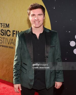 Natalie Burn Instagram - Throwback to a couple of weeks ago at The TCM Classic Film Festival! We had a blast!
