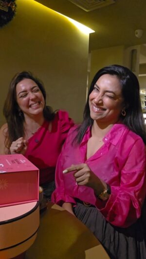 Nauheed Cyrusi Instagram - Nykaa Now really saved me this Holiday Season! 🥳 With delivery starting in 60minutes, I could get gifts for Kranti in no time!

With Nykaa Now, you will never run out of last minute gifting options and will never need to say “oops sorry i forgot your gift”.

Shop for last minute gifts this season with ’Nykaa Now’ 🎄🥳

#NykaaGiftStore #NykaaGiftSets #HolidayGifting