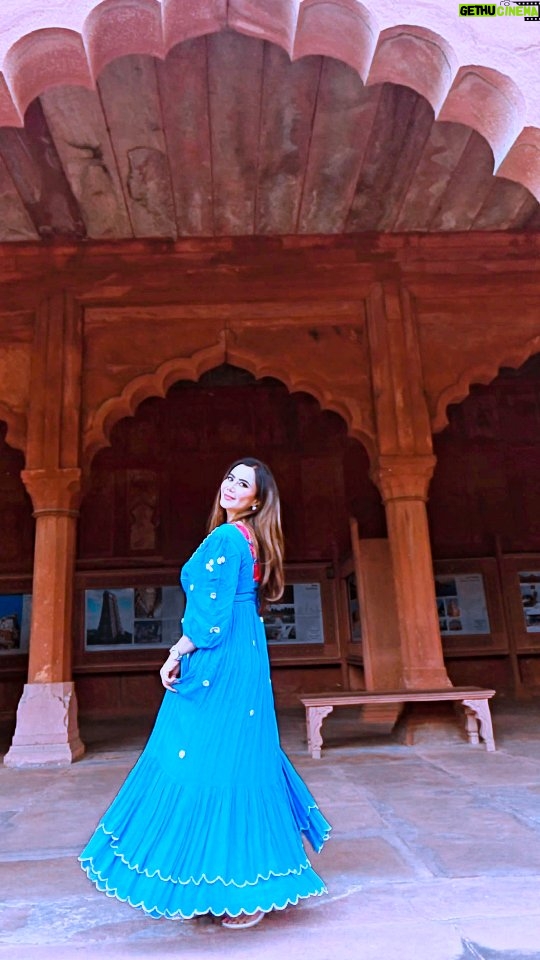 Nausheen Ali Sardar - 4.9K Likes - Palaces... Princesses n Queens... #history #tajmahal  #agra  #india