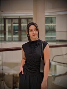Naznin Nahar Niha Instagram - Another black dress 🖤