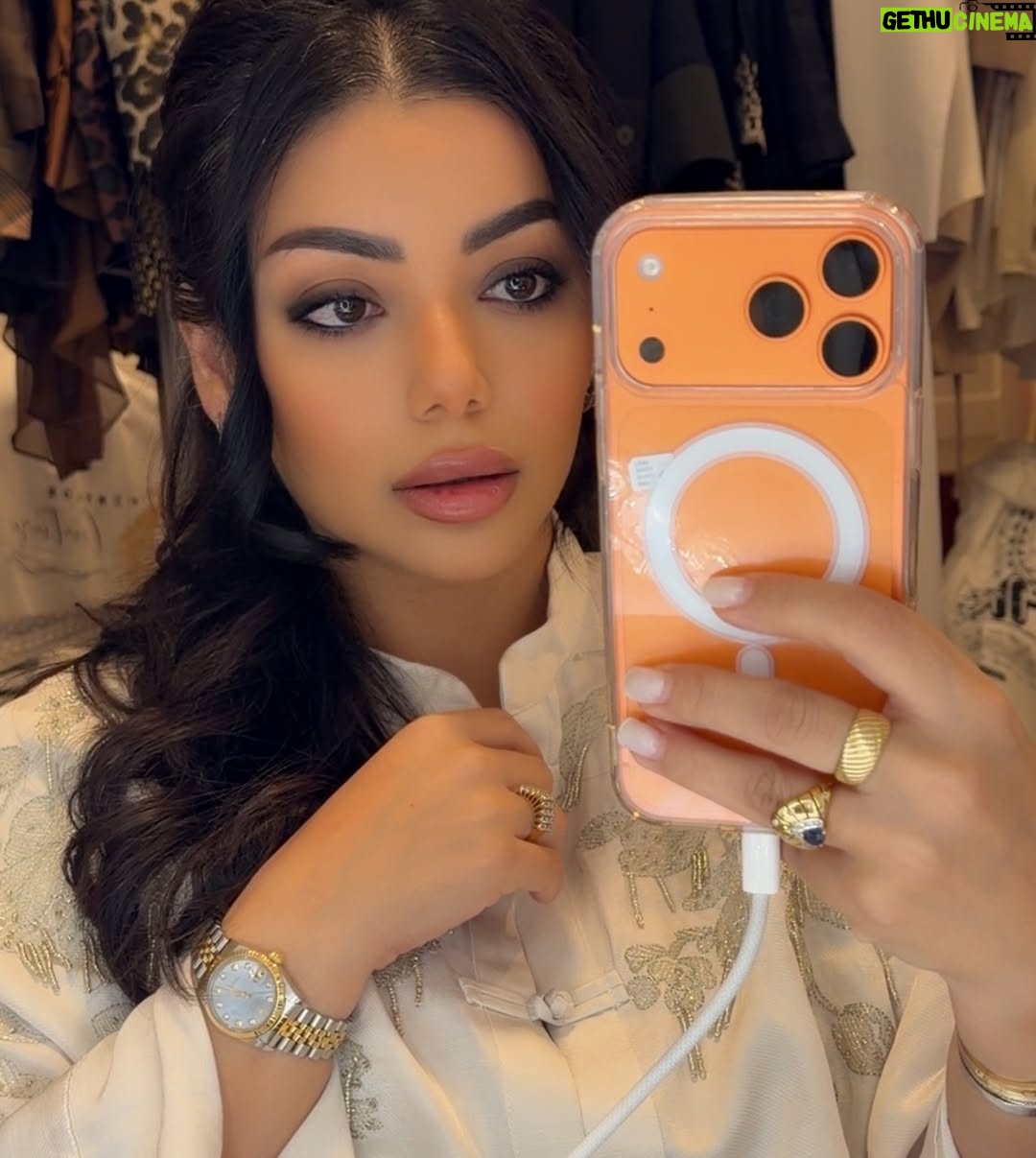 Neama Riadh - 16.7K Likes - اي وحدة حبيتو 🤦🏻‍♀️