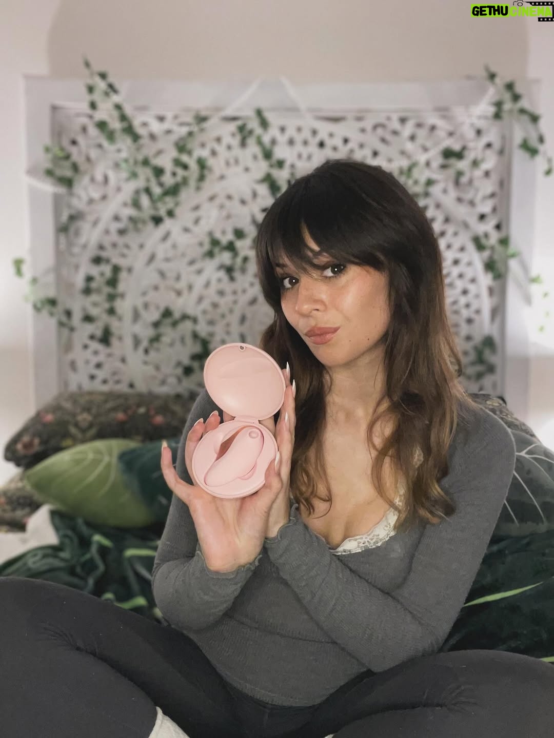 Nicole Maines - 14.4K Likes - Finally a collab I can really feel GOOD about! That’s why I’m hooking you all up with spicy toys or gift cards from @bellesaco! Sign up to get yours on my IG page.

(😉 maybe might need a bigger nightstand, tho..)

#bbpartner #goodvibes #selfcare #transisbeautiful