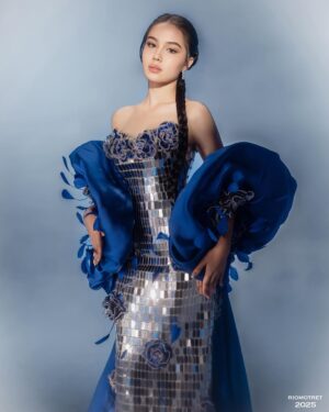 Nicole Rossi Instagram - MAGICAL 🌌 @nicole_rossi_ 

Photo by @riomotret @riomotretofficial 
Stylist @doleytobing 
Make up @rama_jee @ramajee.lashes 
Dress @dianamputri 
Hairstylist @yunican991 
Nail art @ex.beauteofficial 
Shoes by @langkahbylinalee 

#riomotret
#riomotret2025
#riocelebritybeautyportrait 
#indonesiancelebritybyriomotret