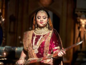 Nidhi Uttam Instagram - Stepping into the world of Rani Padmavati — fierce, fearless, and forever royal. 👑💫When elegance meets valour — a queen rises. 👑⚔️
Mua : @beutiful_maker
Hair : @radhakumawat
#behindthescenes #jashnebahara
#ranipadmavati #webshow #chandanbala