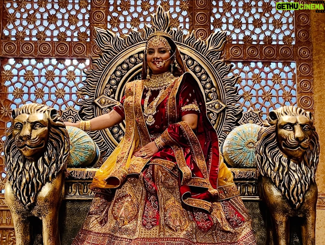 Nidhi Uttam - 2.9K Likes - Stepping into the world of Rani Padmavati — fierce, fearless, and forever royal. 👑💫When elegance meets valour — a queen rises. 👑⚔️

Mua : @beutiful_maker 
Hair : @radhakumawat 
#behindthescenes #jashnebahara 
#ranipadmavati #webshow #chandanbala