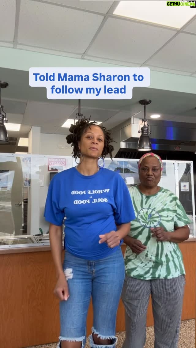 Nika King - 1K Likes - Just down time fun!!

#bluetreecafe #vegan #plantbased #soulfood #mom #daughter #partners #restaurant