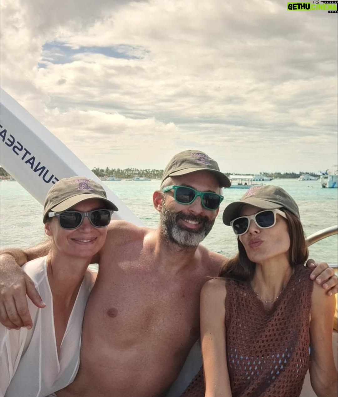 Nina Seničar - 9.5K Likes - An EPIC weekend with my favorite humans. We partied hard, we laughed, we cried, we danced in the rain, we lost our voices singing. This is 40!