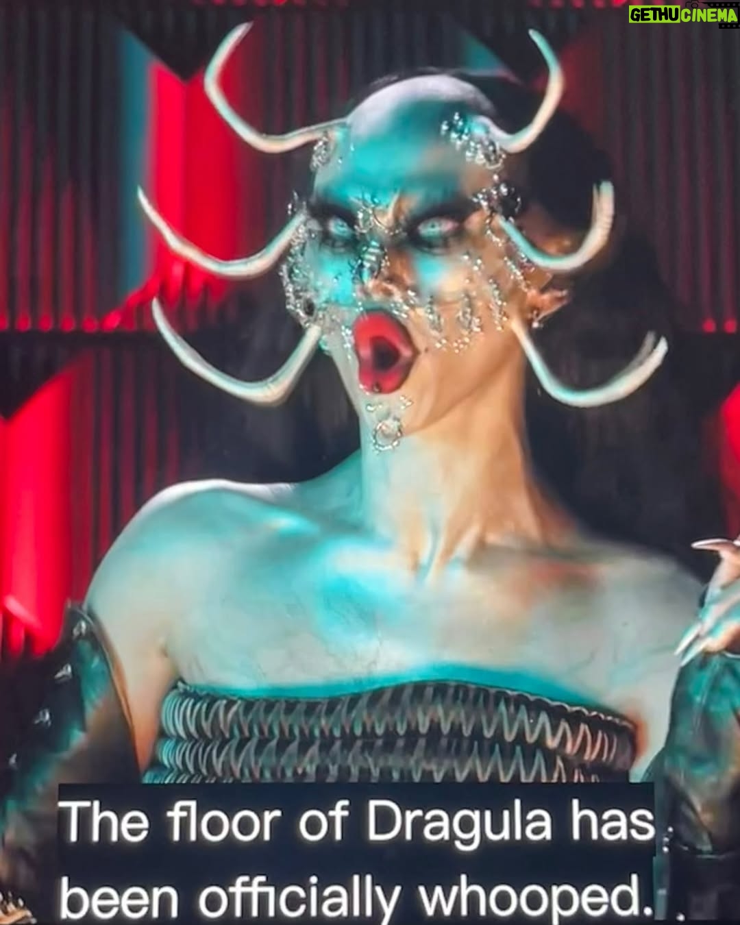 Niohuru X - 33.7K Likes - Some wet decisions were being made 🩸. Head to @shudder & watch the new episode of @bouletbrothersdragula RIGHT NOW to find out 🩸