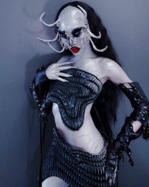 Niohuru X Instagram - Some wet decisions were being made 🩸. Head to @shudder & watch the new episode of @bouletbrothersdragula RIGHT NOW to find out 🩸