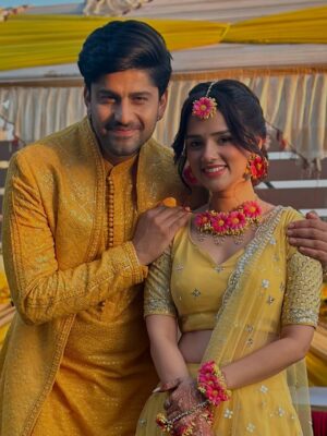 Nishi Saxena Instagram - Haldi ke rang mein rang gaya drama! Be ready for Nandini & Devās haldi! šš§æš«¶ @zeetv
.
.
.
#nandini #devansh #vasudha