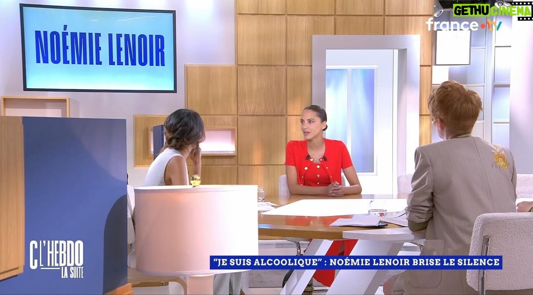 Noémie Lenoir - 3 Likes - Un immense merci à toute l’équipe de C l’hebdo pour leur accueil si chaleureux sur le plateau !
Un vrai plaisir d’avoir pu partager ce moment et d’échanger autour de l’addiction, un sujet qui me tient profondément à cœur.
Ce n’est que le début. L’addiction, sous toutes ses formes, est une réalité qui traverse toutes les couches de la société : jeunes, parents, cadres, artistes, dirigeants, étudiants, soignants… personne n’est à l’abri. Et pourtant, ce sujet reste encore largement tabou, marginalisé ou mal compris. 
On en parle trop peu, ou trop tard. On stigmatise ceux qui en souffrent, au lieu de les écouter. On les isole, au lieu de les accompagner.
Il est urgent de sortir l’addiction de l’ombre. Urgent de reconnaître que derrière chaque comportement addictif, il y a une souffrance, une tentative – maladroite – de calmer une douleur intérieure.
C’est un sujet de santé publique et je continuerai à porter ce message, partout où je le pourrai.
Merci 🙏
@aurelie.casse @natachapolony
@victordekyvere
@clhebdo