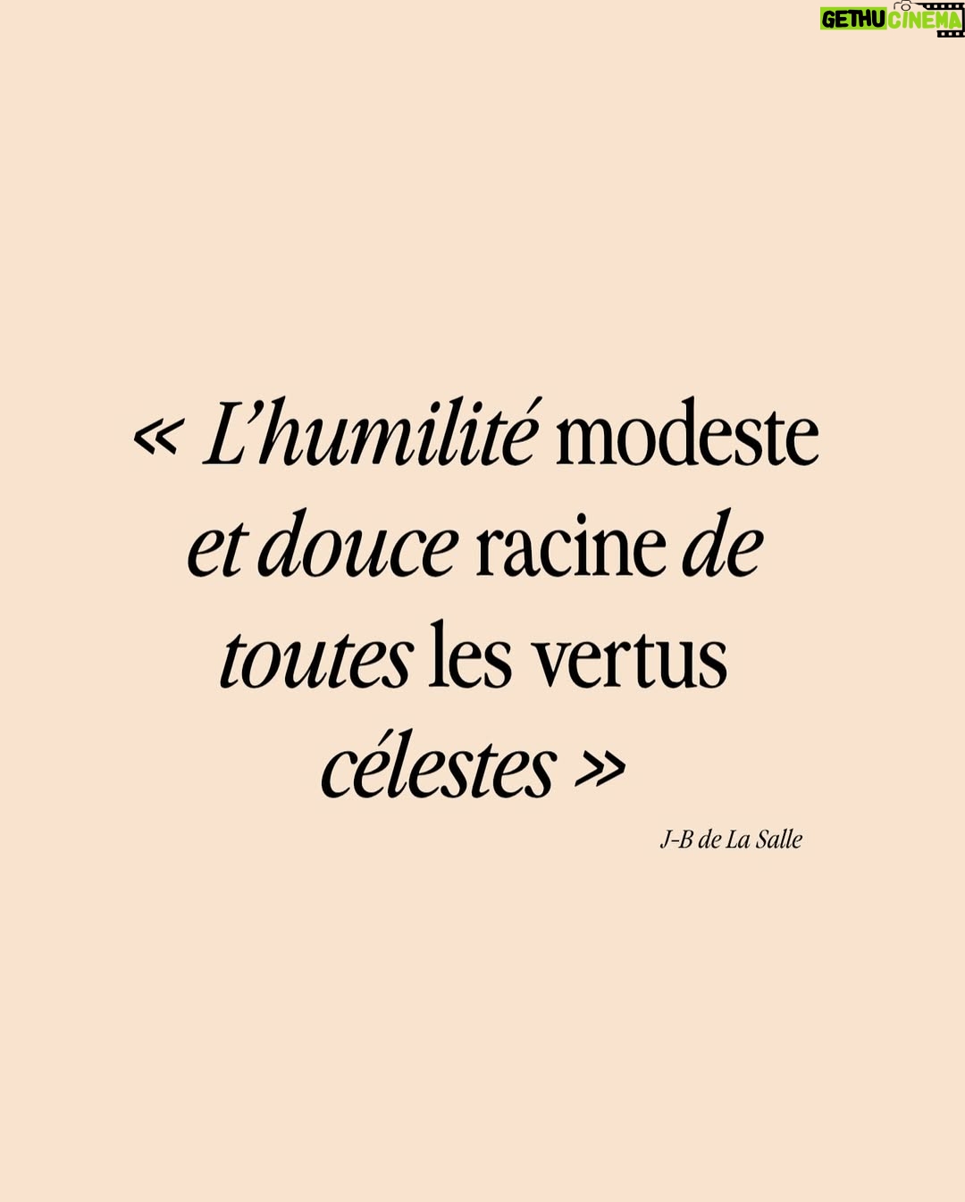 Noémie Lenoir - 3 Likes - 🤍