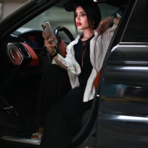 Actress Noor Mazen HD Photos and Wallpapers June 2025
