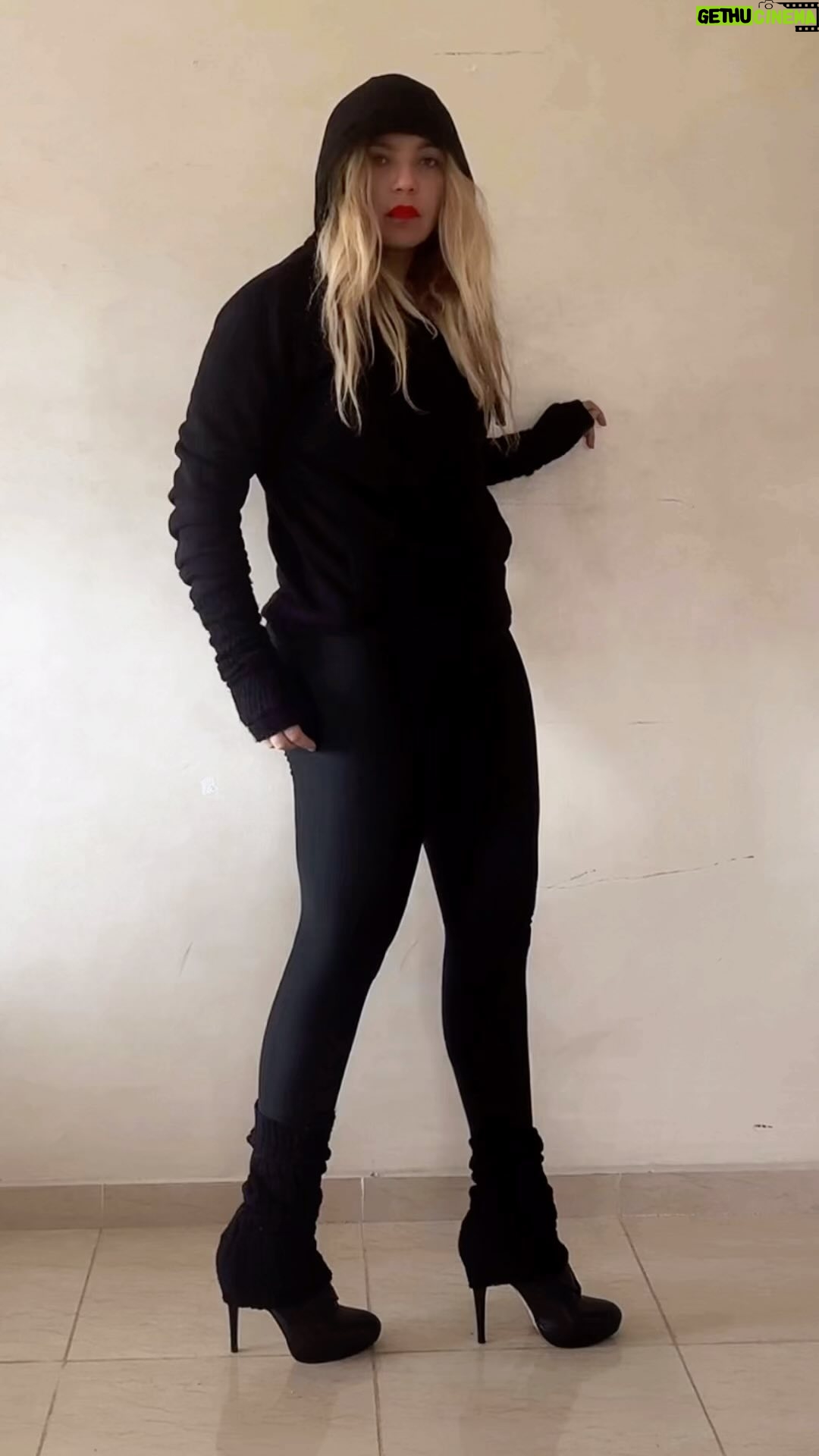 Noufissa Benchehida - 670 Likes - 