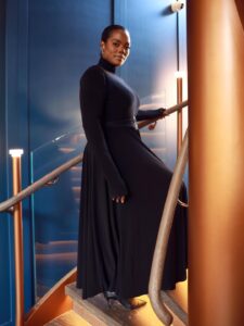 Actress Novi Brown HD Photos and Wallpapers December 2025