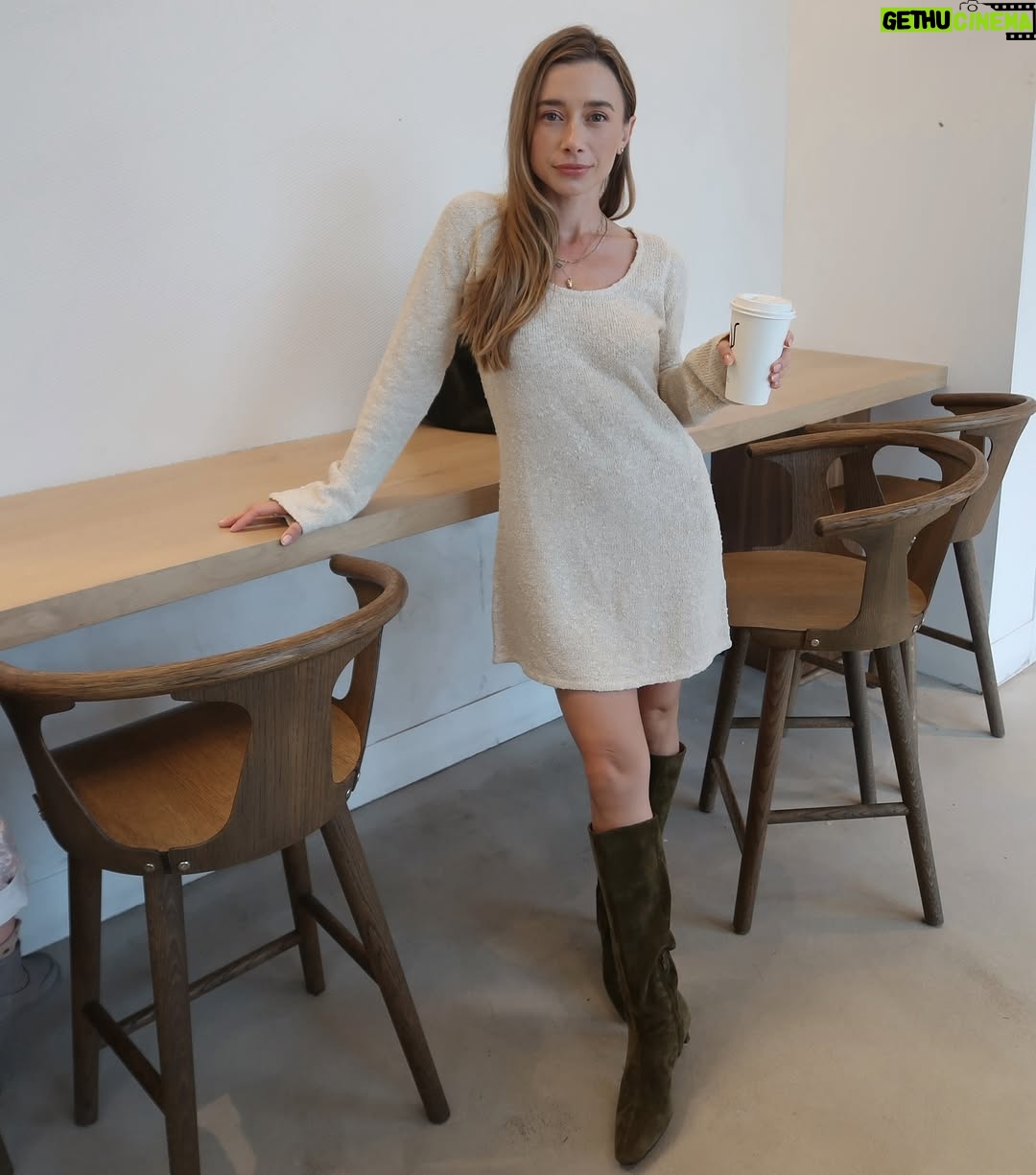 Olesya Rulin - 1.6K Likes - Mama needs 🍵