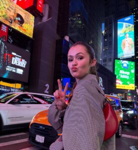 Actress Olivia Sanabia HD Photos and Wallpapers December 2025