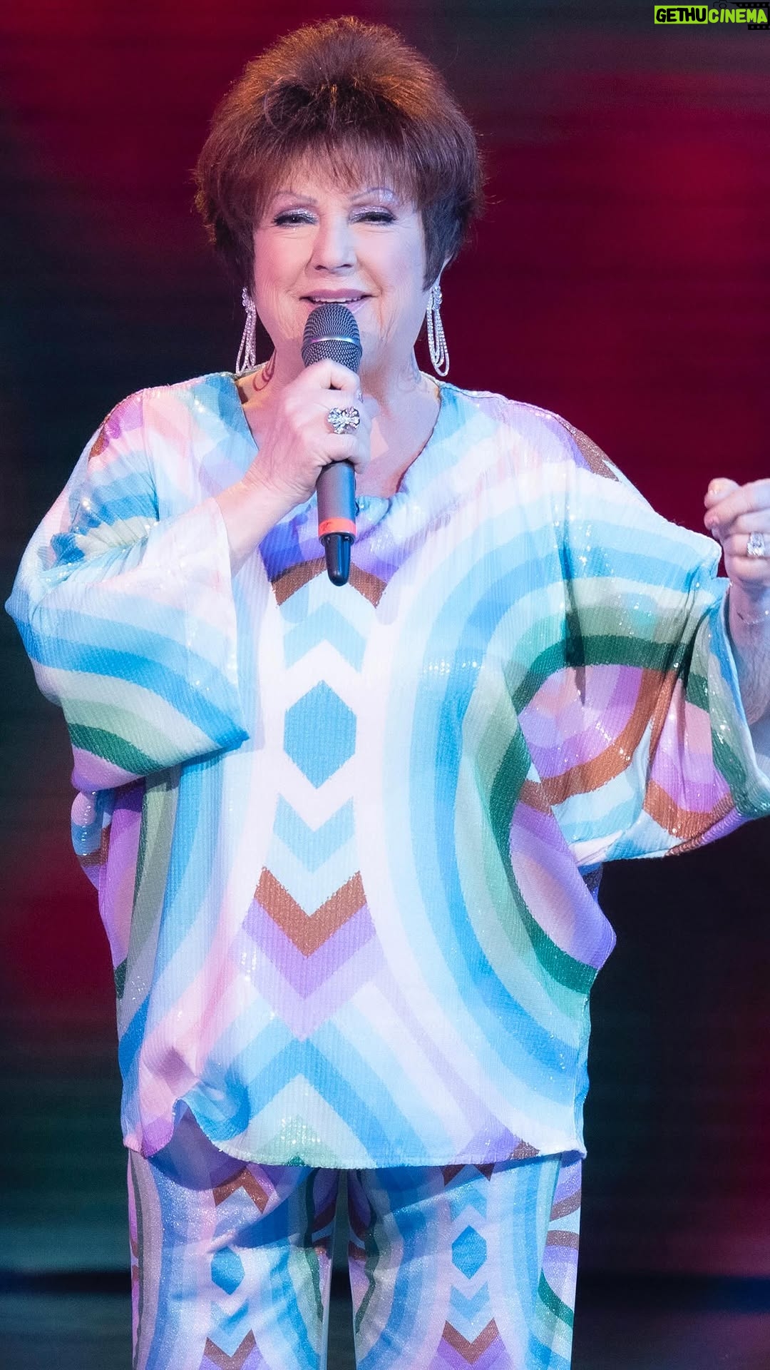 Orietta Berti - 1.7K Likes - “Chi ama, chiama
Tu non chiami, chi ami? Chi ami? Chi ami?” 💖🎶
#Verissimo