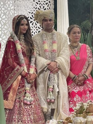 Padmini Kolhapure Instagram - A wedding so beautiful, it seemed the heavens themselves had descended upon Mumbai. ✨Like a celestial celebration — sacred, serene, and soaked in divine light. 💫 
God bless the beautiful couple 
Vedant and Tejal 🤗
@yashbirla @avanti_birla 
@bircat @tejalskulkarni 
@nirvaanbirla @shlokabirla 
@swamikailashanandgiri_official 
@gaurgopaldas 
@tejukolhapure @sita_talwalkar @sonaljain5355 @sharmila28may @godb.11 @parulshah1110 #rajul @geetawagh4 @anu.5223