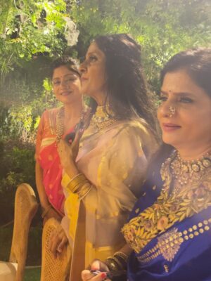 Padmini Kolhapure Instagram - A wedding so beautiful, it seemed the heavens themselves had descended upon Mumbai. ✨Like a celestial celebration — sacred, serene, and soaked in divine light. 💫 
God bless the beautiful couple 
Vedant and Tejal 🤗
@yashbirla @avanti_birla 
@bircat @tejalskulkarni 
@nirvaanbirla @shlokabirla 
@swamikailashanandgiri_official 
@gaurgopaldas 
@tejukolhapure @sita_talwalkar @sonaljain5355 @sharmila28may @godb.11 @parulshah1110 #rajul @geetawagh4 @anu.5223