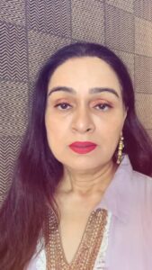 Actress Padmini Kolhapure HD Photos and Wallpapers November 2025