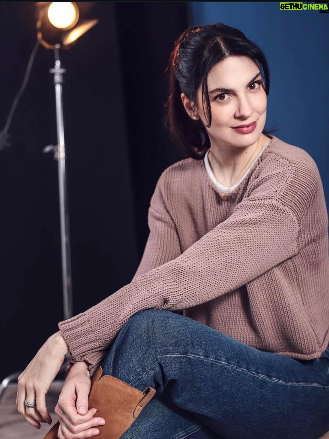 Paloma Moreno - 4.9K Likes - Ayer fue nuestro estreno de
“Reunión de superados”.
Cuéntenme qué les pareció? La vieron?
No se pierdan hoy el segundo capítulo 😁🩷
Foto: @sergiolopezi