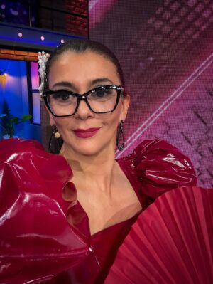 Paola Troncoso Instagram - Gracias chiquillos por su sintonía
Gracias maestra @edymaracevedoballet por su cariño♥️