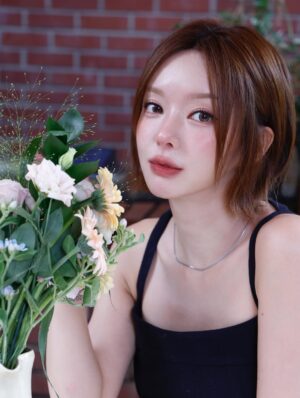 Park Cho-a Instagram - 유튜브촬영날📺💕
